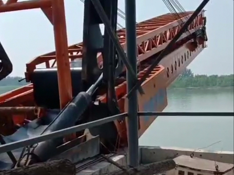 岸对船折叠皮带机36.8米